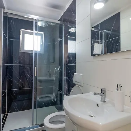 4 Bedroom In Prázdninový dům Rovinj