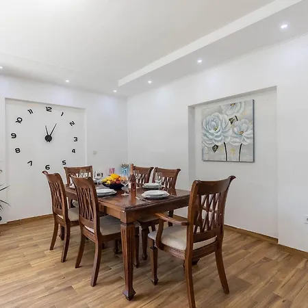 4 Bedroom In Prázdninový dům