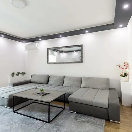 4 Bedroom In Rovinj