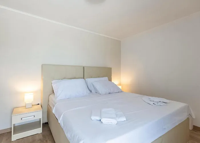 4 Bedroom In 펜션 *