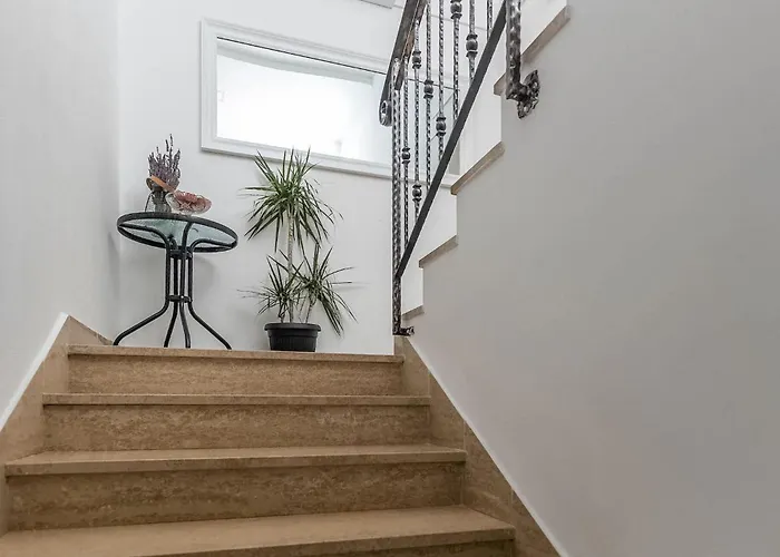 4 Bedroom In 펜션 로비니