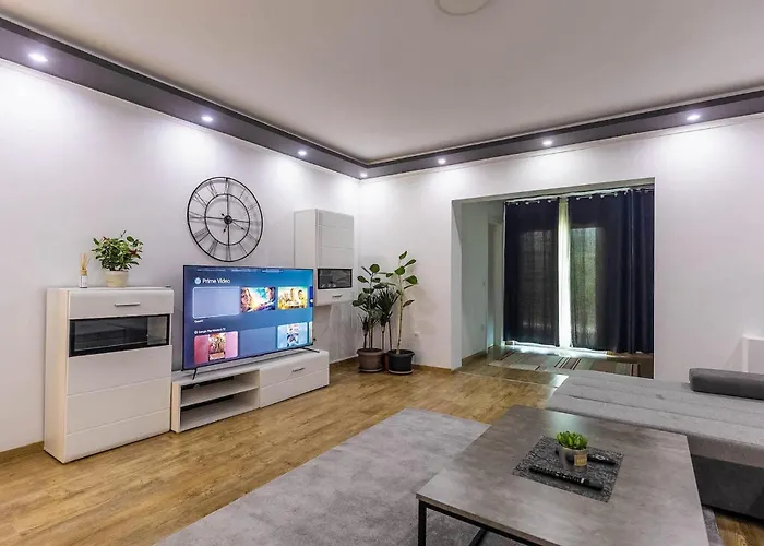 4 Bedroom In 펜션 *